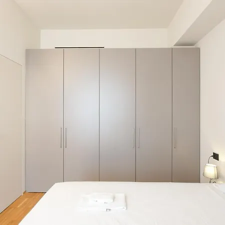 Lägenhet Easylife - Moderno Bilocale In Zona Porta Romana